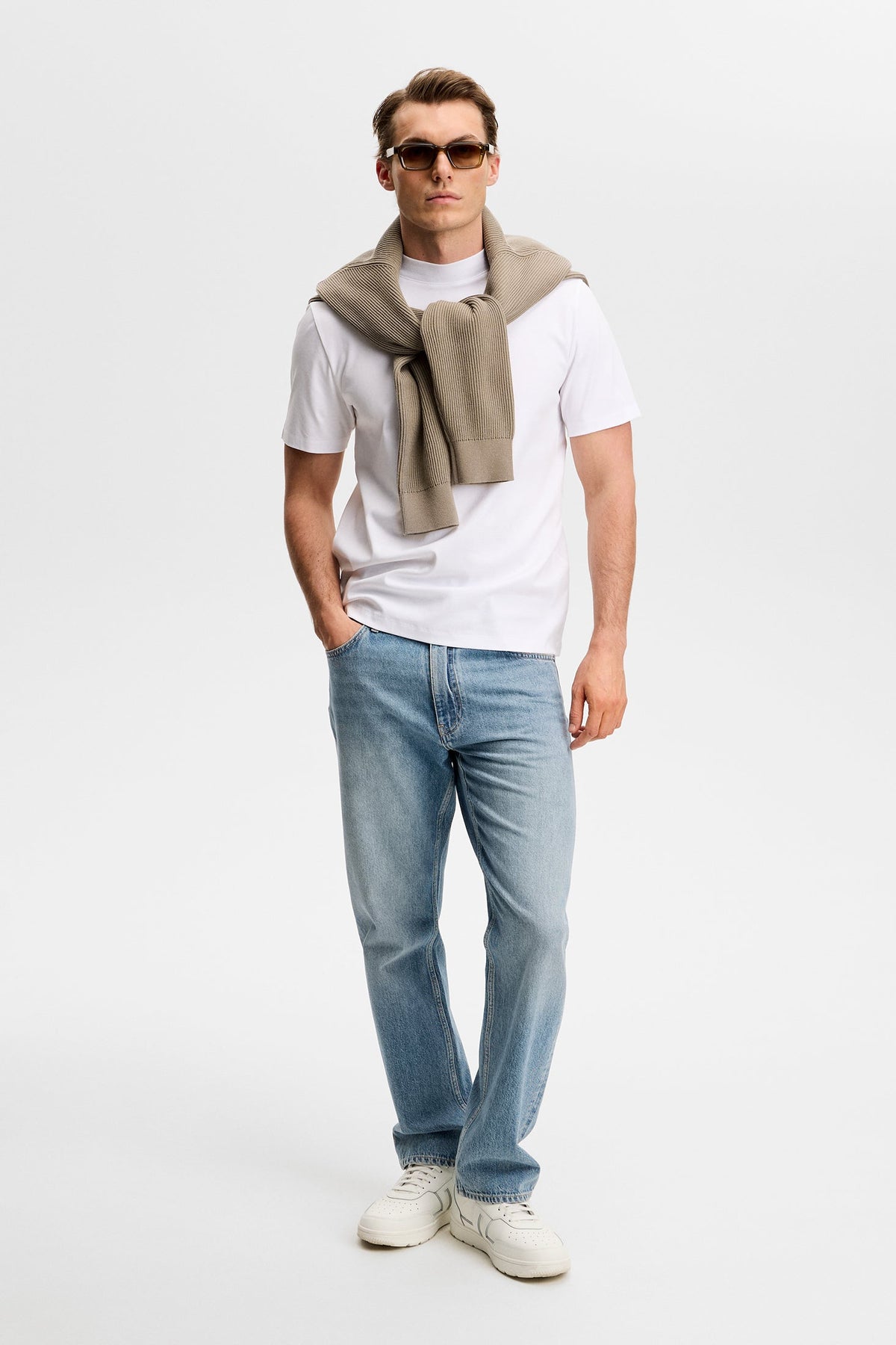 Ace Mock Neck T-Shirt / White